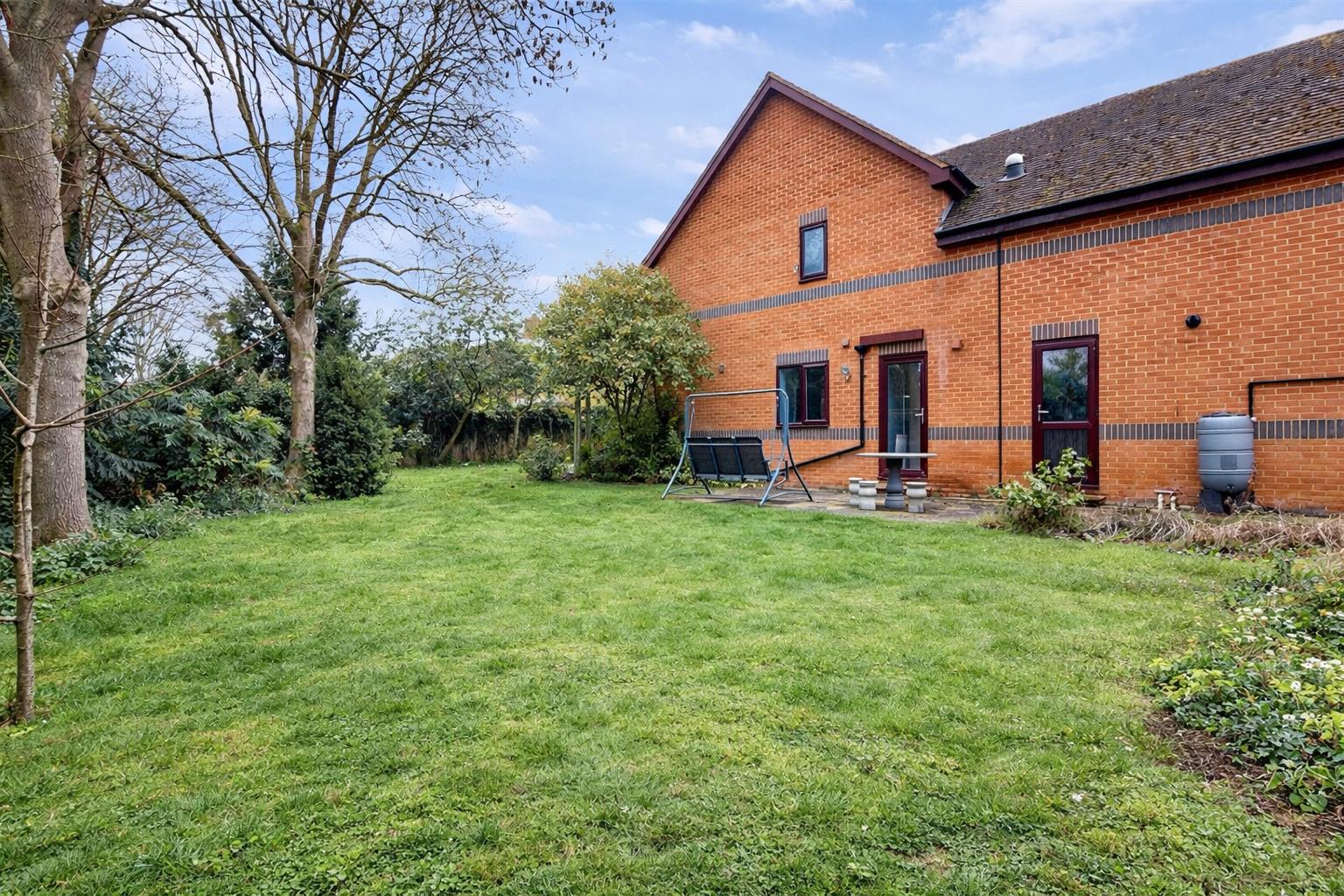 Walton Road, Middleton, Milton Keynes